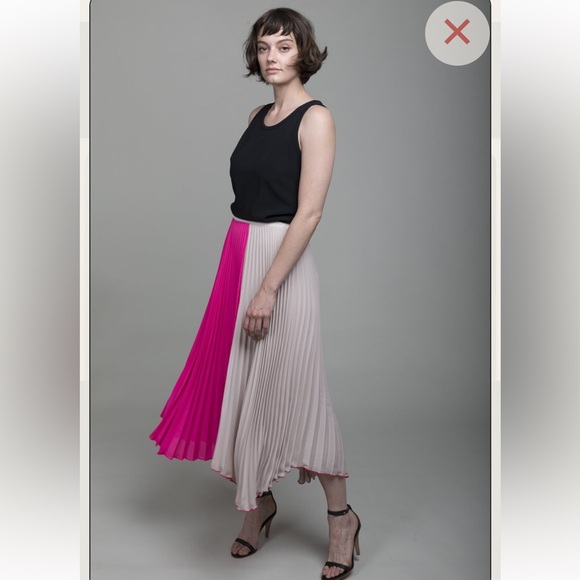 LOYD/FORD Pleated Skirt - Fuchsia/ Powder - Picture 2 of 10